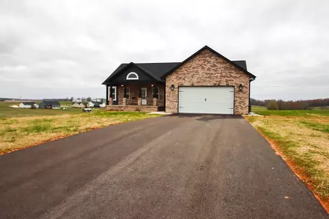 235 Huntington Ln, Sparta, TN 38583
