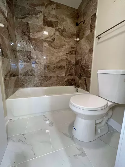 Bath - 1122 Nelson Dr, Madison, TN 37115 photo 6 of 7