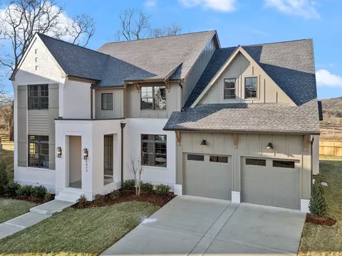 4017 Kathie Dr, Thompsons Station, TN 37179