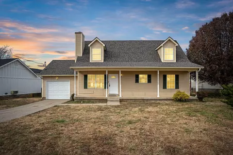 234 Heritage Cir E, La Vergne, TN 37086