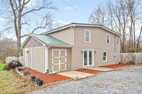 2618 Cooper Creek Rd, Woodlawn, TN 37191