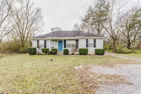 3920 Woodbury Pike, Murfreesboro, TN 37127