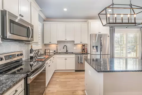 Kitchen - 105 E Olive St, Murfreesboro, TN 37130 photo 1 of 2