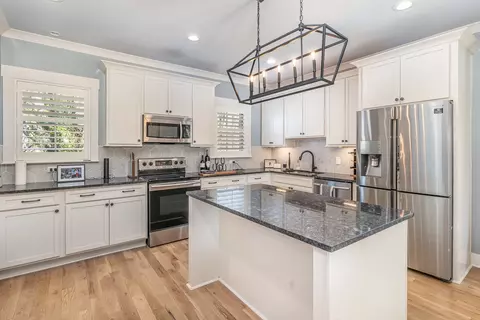 Kitchen - 105 E Olive St, Murfreesboro, TN 37130 photo 2 of 2