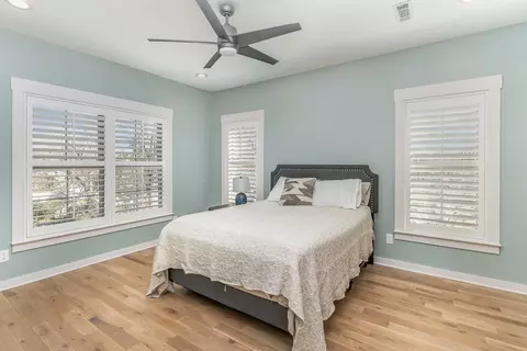 Bedroom - 105 E Olive St, Murfreesboro, TN 37130 photo 3 of 4
