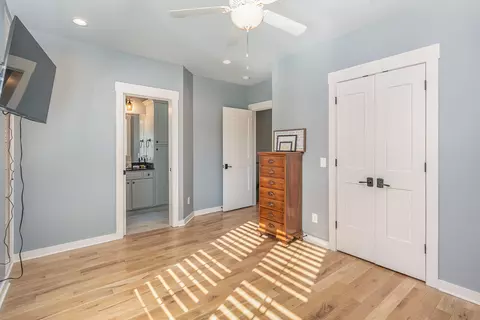 Bedroom - 105 E Olive St, Murfreesboro, TN 37130 photo 4 of 4