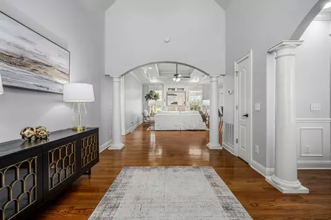 Entry Way - 3315 Blackman Rd, Murfreesboro, TN 37129 photo 2 of 5