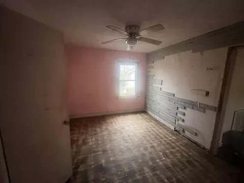 Bedroom - 141 Goolsby Rd, Morrison, TN 37357 photo 2 of 3