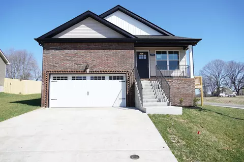 14 Drift King Ests, Clarksville, TN 37042