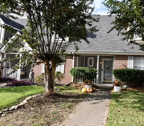 1147 Lenny Ln, Chattanooga, TN 37421