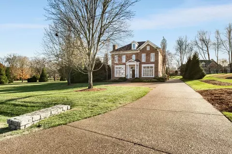 2129 Summer Hill Cir, Franklin, TN 37064