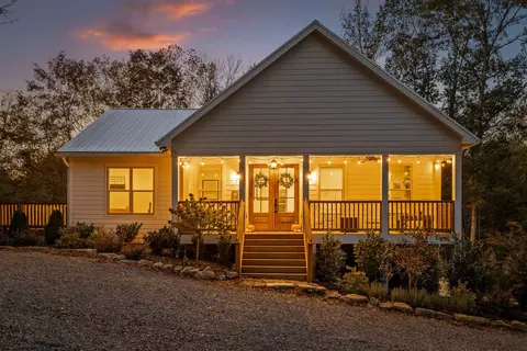 831 Glass Mill Rd, Chickamauga, GA 30707