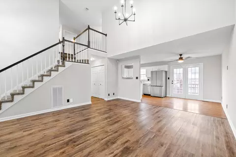 3908 Gaine Dr, Clarksville, TN 37040