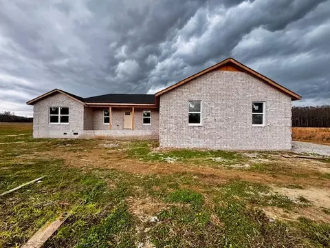 424 Old Clark Rd, Winchester, TN 37398