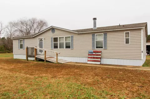 973 Perry Switch Rd, Jackson, TN 38301 photo 2