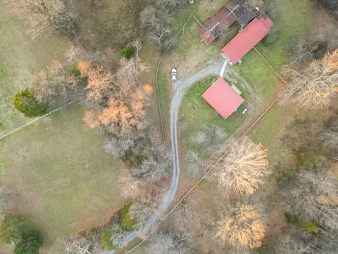 1429 Horse Mountain Rd, Shelbyville, TN 37160