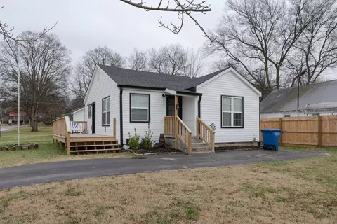 518 Walnut St, Mount Pleasant, TN 38474