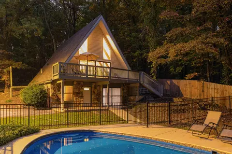 1841 Dogwood Dr, Chattanooga, TN 37406