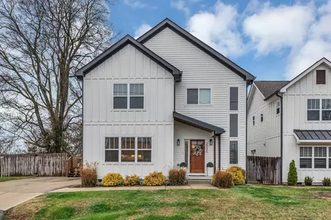 2245 Grandview Ave, Nashville, TN 37211