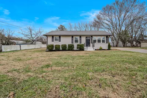 142 Campbell Pl, La Vergne, TN 37086