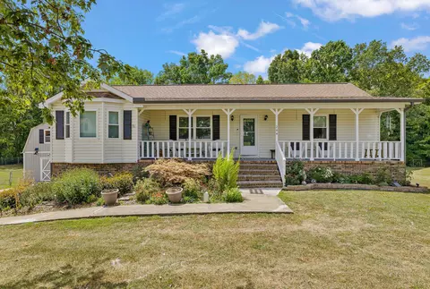 244 Overbrook Dr, Rossville, GA 30741