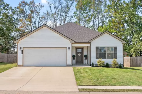 1600 Parkside Dr, Clarksville, TN 37042