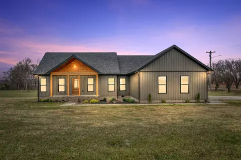 105 Wildwood Ln, Monroe, TN 38573
