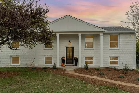 4712 Timberhill Dr, Nashville, TN 37211