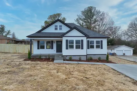 251 Curtis Xrds, Hendersonville, TN 37075