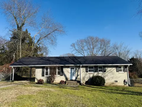 600 Cedar Ln, Tullahoma, TN 37388