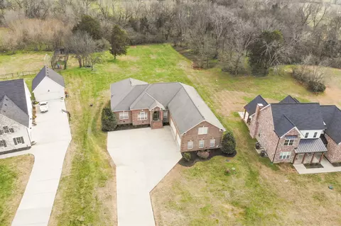 5933 Almaville Rd, Smyrna, TN 37167