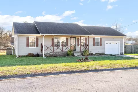 115 Gleaves Ln, Oak Grove, KY 42262