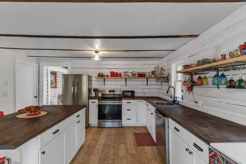 Kitchen - 5154 Concord Rd, Springfield, TN 37172 photo 1 of 3