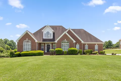 7924 Clara Chase Dr, Ooltewah, TN 37363