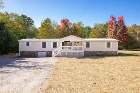 763 Mission Ridge Rd, Rossville, GA 30741
