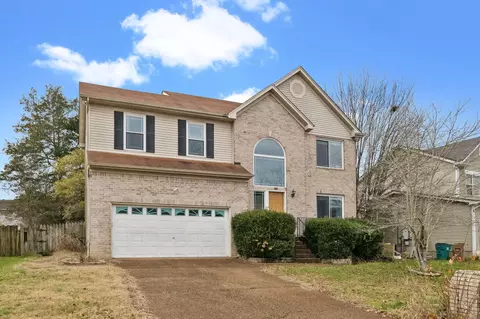 3732 Seasons Dr, Antioch, TN 37013