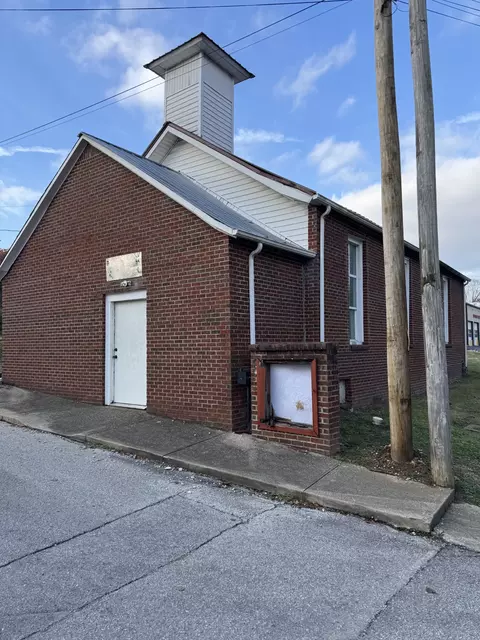 113 Second Ave E, Carthage, TN 37030 photo 2