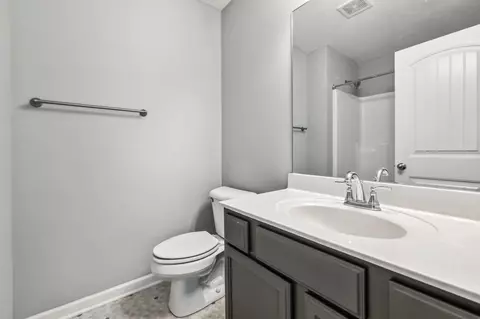 Bath - 2354 Date Dr, Murfreesboro, TN 37130 photo 3 of 4