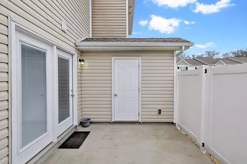 Exterior - 2354 Date Dr, Murfreesboro, TN 37130 photo 5 of 6