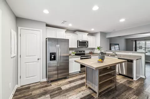 Kitchen - 2354 Date Dr, Murfreesboro, TN 37130 photo 1 of 4