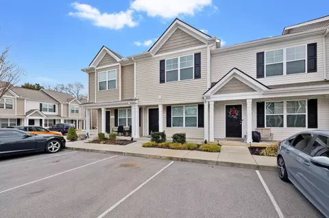 Exterior - 2354 Date Dr, Murfreesboro, TN 37130 photo 2 of 6