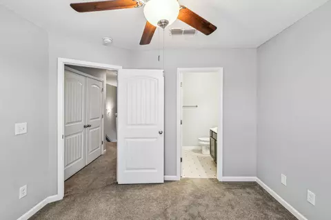 Entry Way - 2354 Date Dr, Murfreesboro, TN 37130 photo 3 of 4