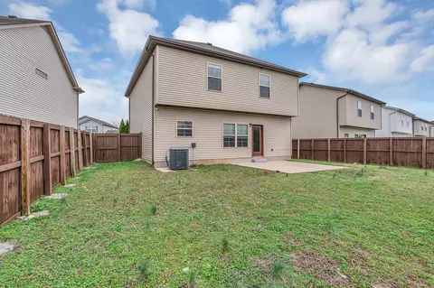 Exterior - 1653 Warmingfield Dr, Murfreesboro, TN 37127 photo 7 of 7