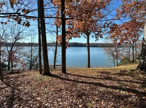 5706 Maple Ln, Harrison, TN 37341