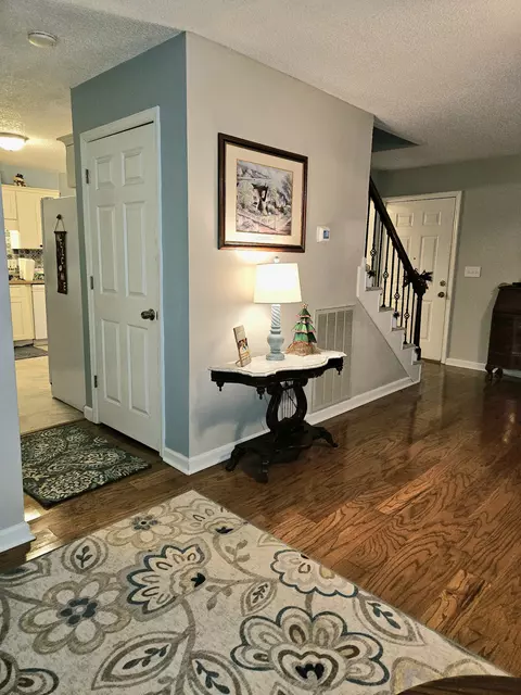 9664 E Fork Dr, Murfreesboro, TN 37129 photo 3