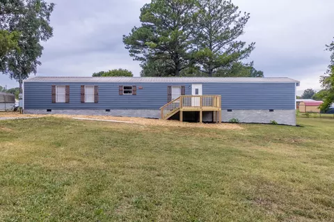 180 E Vann Cir, Chatsworth, GA 30705