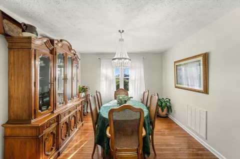 Dining - 8190 Greenbriar Rd, Talbott, TN 37877 photo 1 of 2