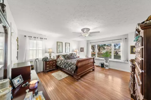 Bedroom - 8190 Greenbriar Rd, Talbott, TN 37877 photo 1 of 4