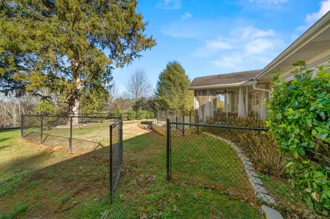 Exterior - 8190 Greenbriar Rd, Talbott, TN 37877 photo 8 of 11