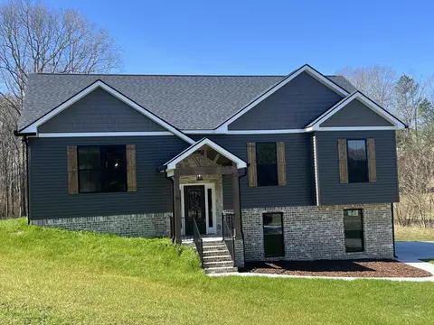 84 Arnold Ln, La Fayette, GA 30728